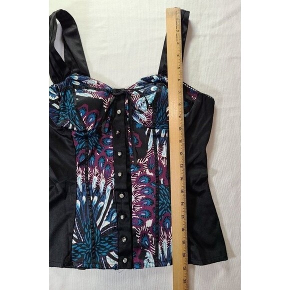 Black Paisley Corset Top Sleeveless Rhinestone Button Detail Sweetheart Neck - Picture 5 of 5